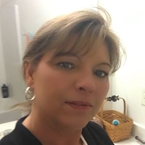 Meet your Posher, Shana